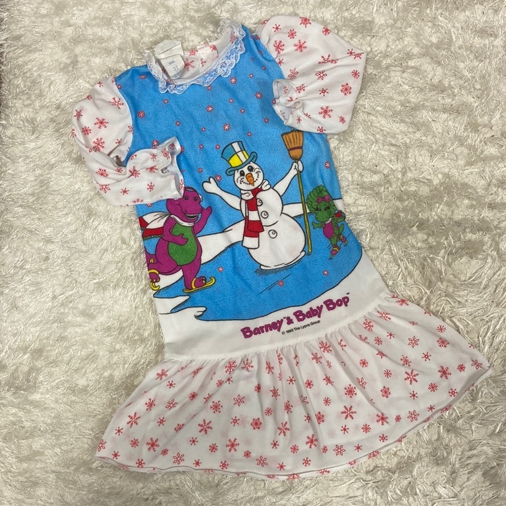 Barney 1992 Lyons group nightgown Vguc